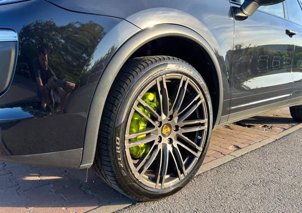 Porsche Cayenne cena 148000 przebieg: 188000, rok produkcji 2015 z Kraków małe 191